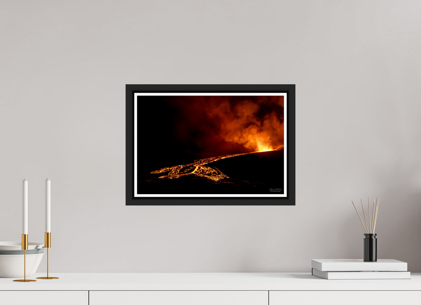 15 x 10″, Black Matte Floater Frame with Acrylic Glass Flux of Flame