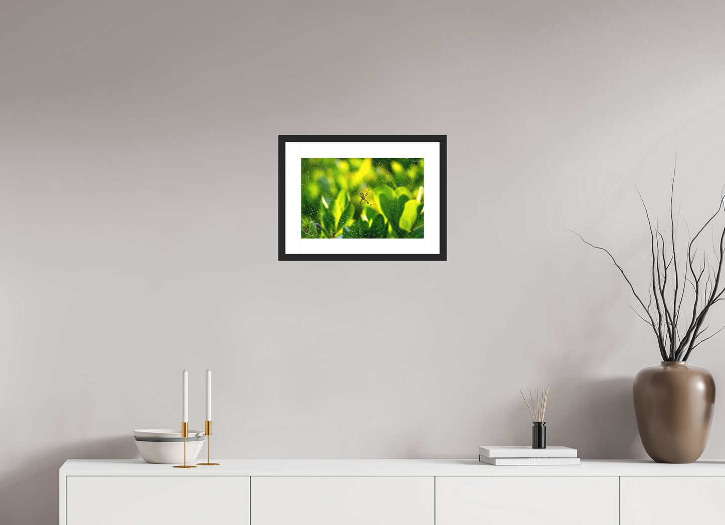 15 x 10″, Classic Black Matte Wood Frame (09C) Hawaiian Garden Spider