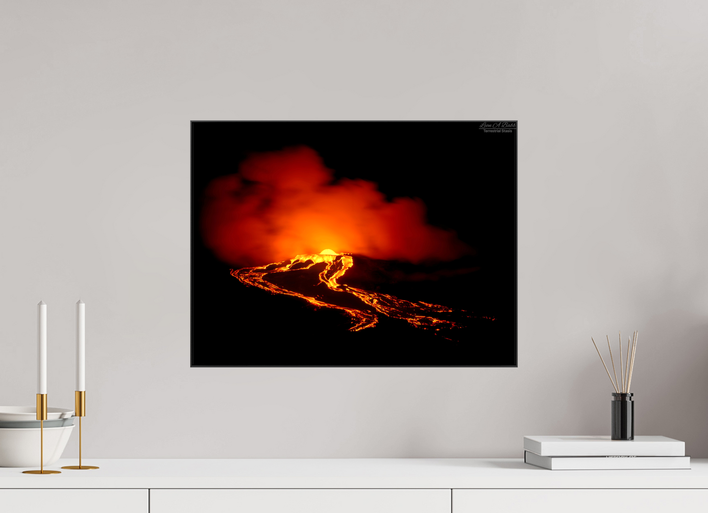 20 x 15″, Glossy Canvas Stretcher Frame with Mirrored Edges (03G) Ember Vale