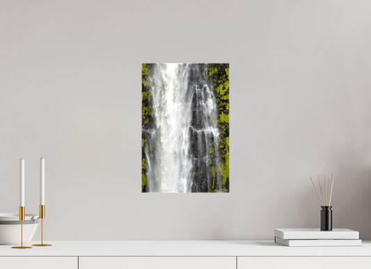 (04D) Akaka Falls Cascade