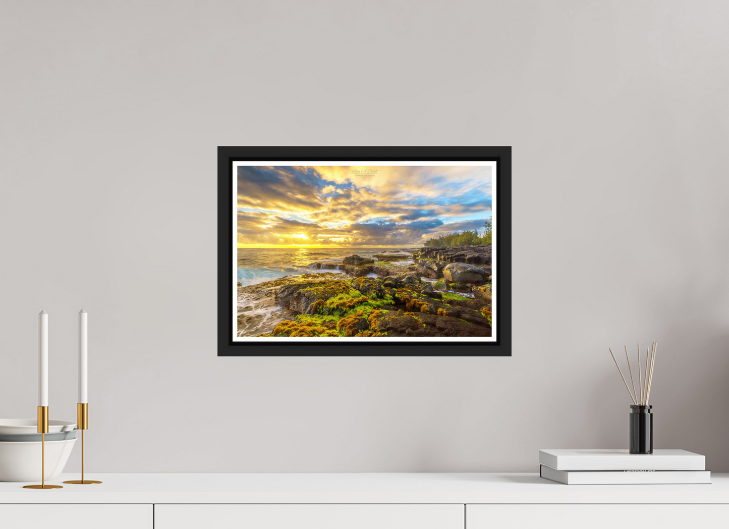 15 x 10″, Black Matte Floater Frame with Acrylic Glass (05C) Maku’u Sunrise