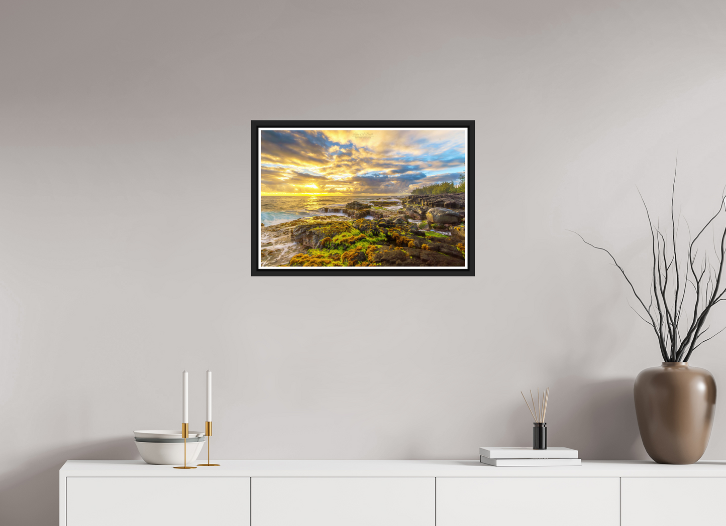 24 x 16″, Black Matte Floater Frame with Acrylic Glass (05C) Maku’u Sunrise