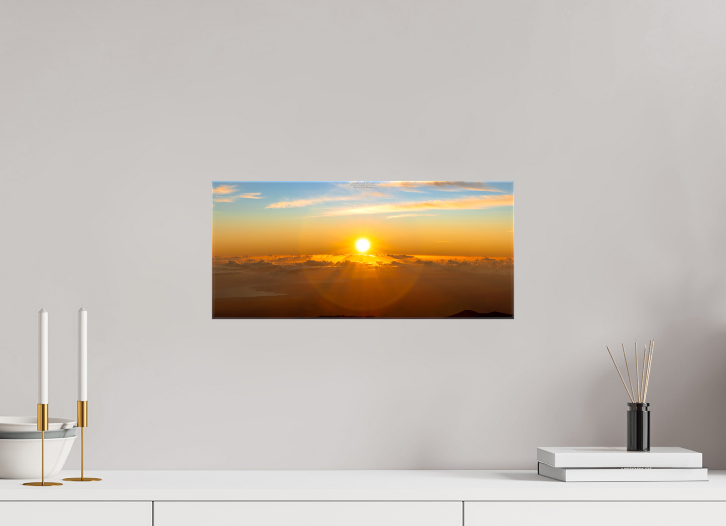 18 x 8″, Glossy Canvas Stretcher Frame with Mirrored Edges (02F) First Light Over Hilo